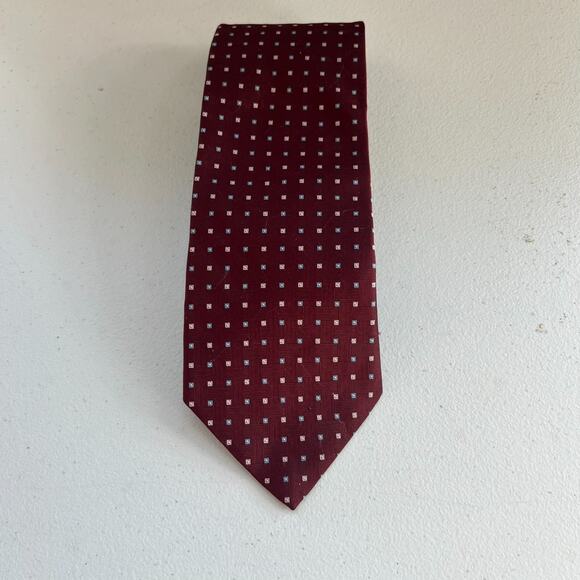 346 Brooks Brothers 100% Pure Silk Men's Tie Dark Red Square Pattern NWT - Picture 1 of 6